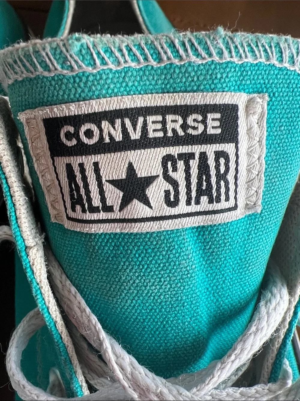 Converse Chuck Taylor Low-Tops - Picture 3 of 4